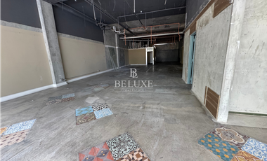 ALQUILER DE LOCAL COMERCIAL EN PLANTA BAJA COSTA DEL ESTE (20)