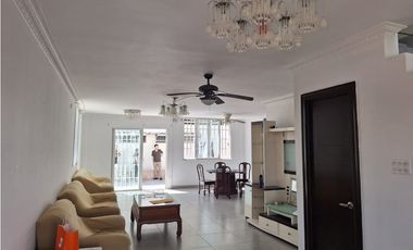 Venta de Casa esquinera de 310 mts en Brisas del Golf/ Brisas Point