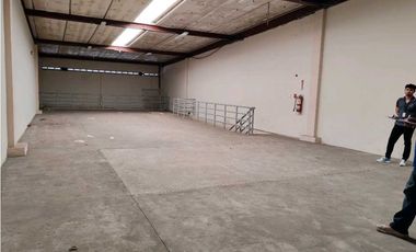 BODEGA 448 m2 - DON BOSCO