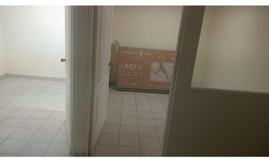 ALQUILER LOCALES Y OFICINAS COMERCIALES CALLE 50 CV