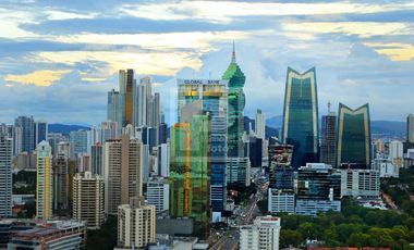 ALQUILER LOCALES Y OFICINAS COMERCIALES CALLE 50 CV