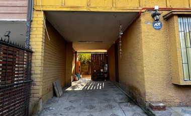 Oportunidad! A la venta amplia casa en Villa El Alba