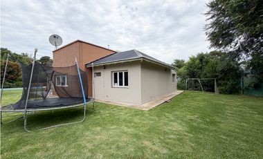 CASA 4 AMBIENTES. SIERRA DE LOS PADRES.