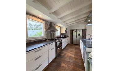 CASA 4 AMBIENTES. SIERRA DE LOS PADRES.