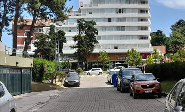 Departamento en el centro de pinamar. A 4 cuadras de la playa
