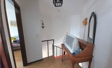 Departamento en el centro de pinamar. A 4 cuadras de la playa