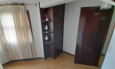 Departamento en el centro de pinamar. A 4 cuadras de la playa