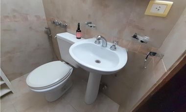 Departamento en el centro de pinamar. A 4 cuadras de la playa