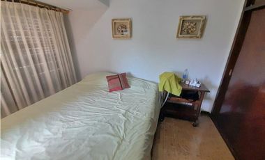 Departamento en el centro de pinamar. A 4 cuadras de la playa