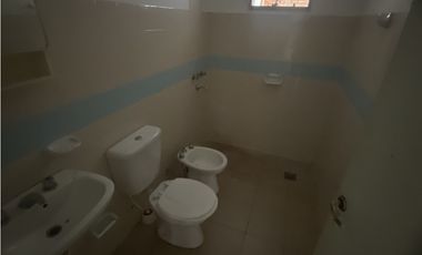 VENDO CASA 2 DORM B° ITAEMBE DIV PROV. (TANQUE) POSADAS MNES