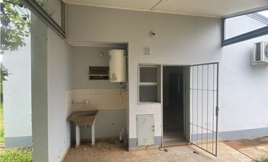 VENDO CASA 2 DORM B° ITAEMBE DIV PROV. (TANQUE) POSADAS MNES