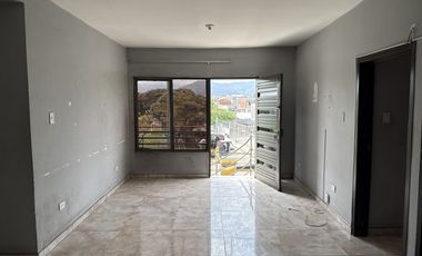 Apartamento Amplio con Terraza en Arriendo – San Luis, Cali