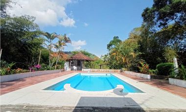 Finca Turística con Dos Casas en La Mesa Cundi con muy buen agua