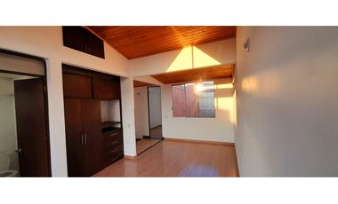 ACSI 1135. Se vende Casa en Mosquera. Conjunto Quintas del Trébol.