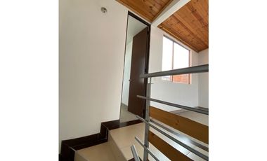 ACSI 1135. Se vende Casa en Mosquera. Conjunto Quintas del Trébol.