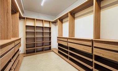 Casa de lujo para estrenar en condominio en Llanogrande