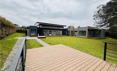 Casa de lujo para estrenar en condominio en Llanogrande