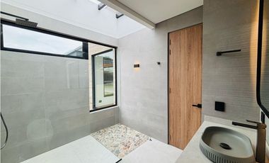 Casa de lujo para estrenar en condominio en Llanogrande