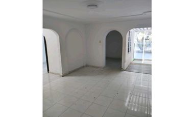 SE ARRIENDA CASA BARRIO SAN VICENTE