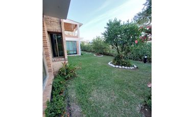 VENPERMUTO HERMOSA CASA CAMPESTRE EN EL MEJOR CONDOMINIO DE CHINAUTA