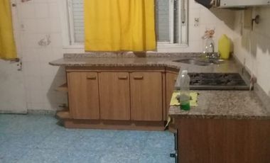 Casa para 2 Familias en venta en Ezpeleta Este