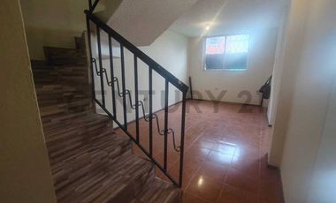 ja/     Casa de venta en terraza de Pichincha, Sur de Quito