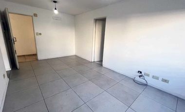 ALQUILER DEPARTAMENTO 2 AMBIENTES CASTELAR NORTE