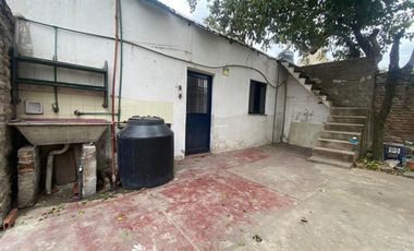 Casa de 3 Ambientes en Venta en Lomas de Zamora.