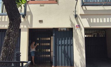 HERMOSO DEPARTAMENTO  A MEDIA CUADRA TRANVIA!!!