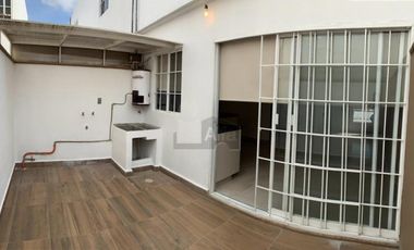 Casa en Renta en El Dorado, León, Gto. a un lado de Wallmart de Vía Alta y cerca de Puerto Interior