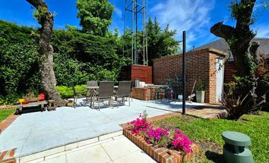 VENTA CASA EXALTACION DE LA CRUZ CON PILETA