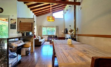 VENTA CASA EXALTACION DE LA CRUZ CON PILETA