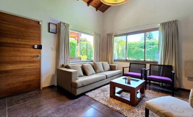 VENTA CASA EXALTACION DE LA CRUZ CON PILETA