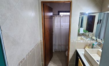 Venta de casa B° cerrado Vistalba, Lujan- 6 amb.