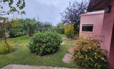 Venta de casa B° cerrado Vistalba, Lujan- 6 amb.