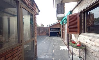 Venta Casa Rosario barrio Azcuénaga  3 dormitorios apto uso comercial