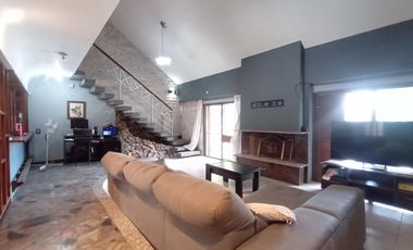 Venta Casa Rosario barrio Azcuénaga  3 dormitorios apto uso comercial