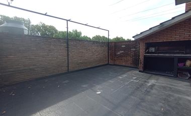 Venta Casa Rosario barrio Azcuénaga  3 dormitorios apto uso comercial