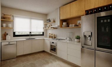 Casa reciclada a nuevo sobre Paraná, lado Olivos a 1 cuadra de Maipú