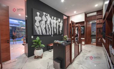 Casa de una planta amueblada  con Alberca en El Palomar Lujo sur