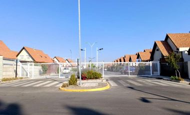 Se arrienda hermosa casa en Valles de Peñaflor