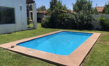 Casa En Venta En Nogales, Machalí 4d 4b 260 Mts.