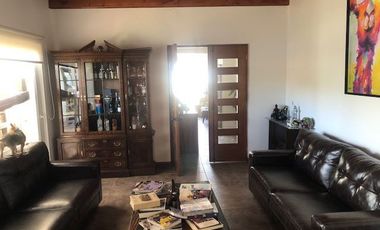 Casa En Venta En Nogales, Machalí 4d 4b 260 Mts.