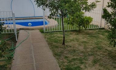 Casa En Venta De 4 Dorm. 3 Baños,condominio Machalí 8.300 Uf