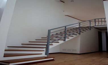 Casa En Venta De 4 Dorm. 3 Baños,condominio Machalí 8.300 Uf