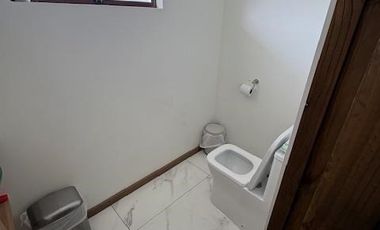 Casa En Venta En Condominio 4 Dorm. 4 Baños En Lo Miranda