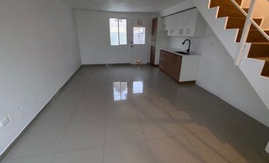 Casa En Venta De 2 Dorm. 2 Baños En Rancagua