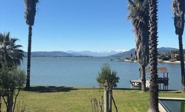 Casa En Venta Lago Rapel 5d 4b La Puntilla