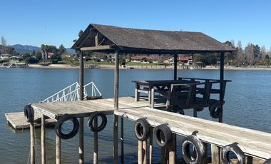 Casa En Venta Lago Rapel 5d 4b La Puntilla