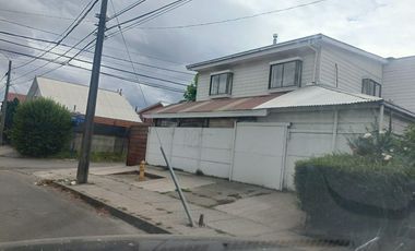 HERMOSA CASA AMPLIADA EN CHILLAN VIEJO 3D 1B 1E